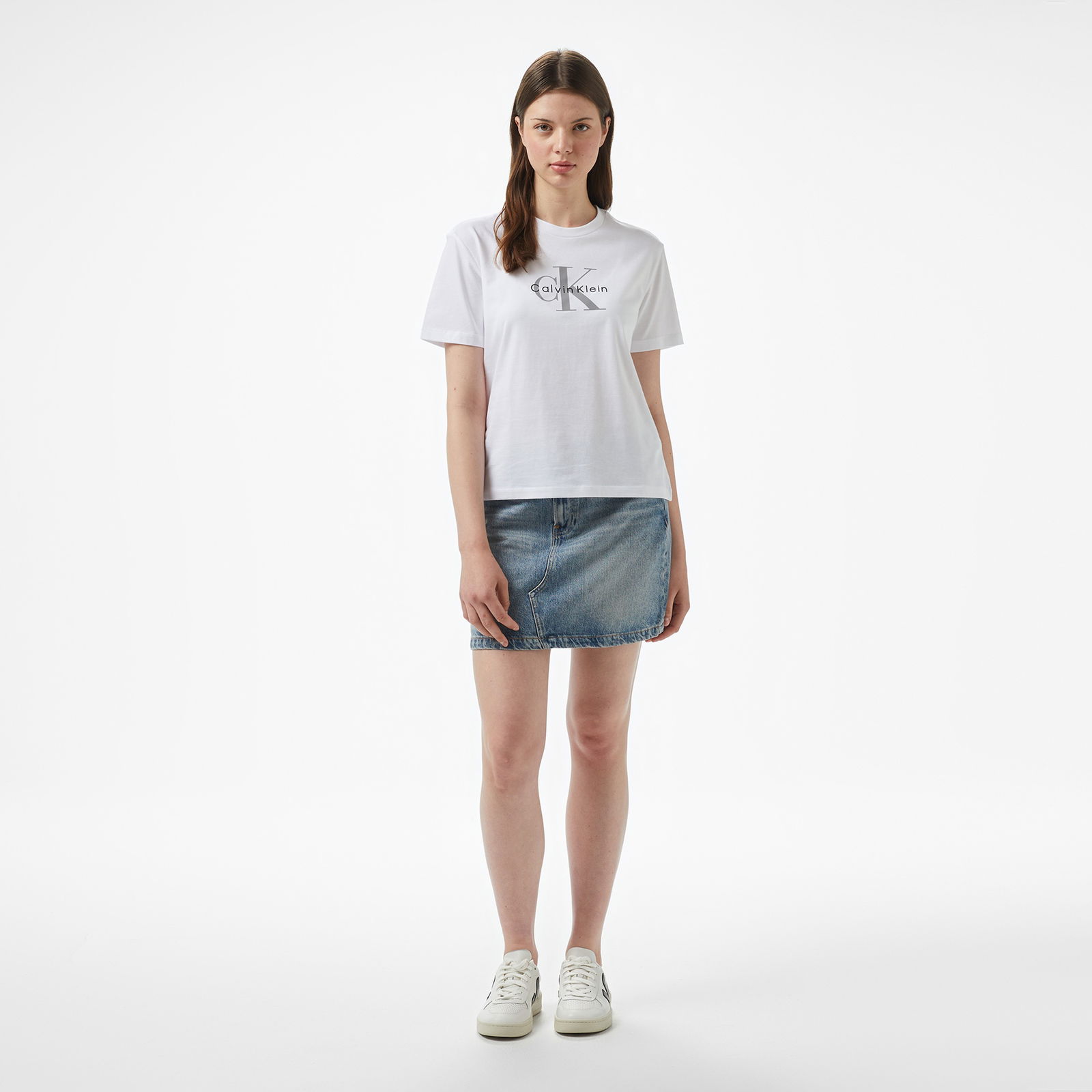Calvin Klein Hero Ss Classic Monologo Cn Tee Kadın Beyaz T-Shirt