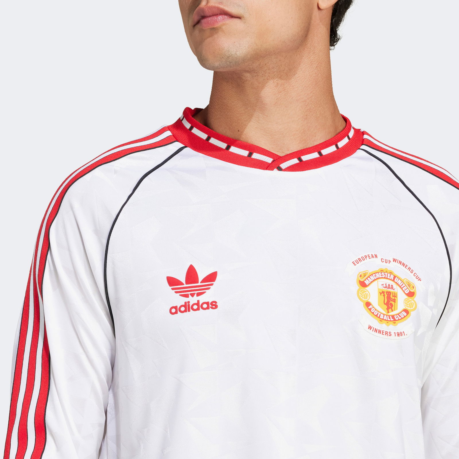 adidas Manchester United Retro Erkek Beyaz Uzun Kollu T-Shirt