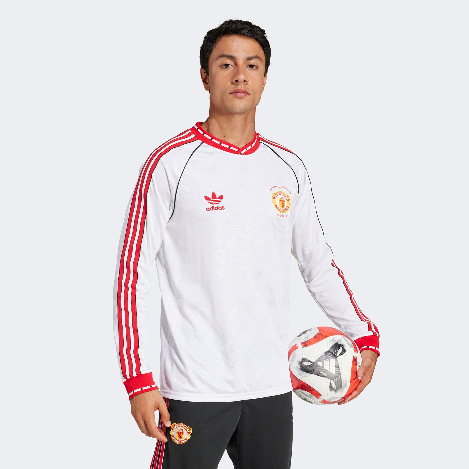 adidas Manchester United Retro Erkek Beyaz Uzun Kollu T-Shirt
