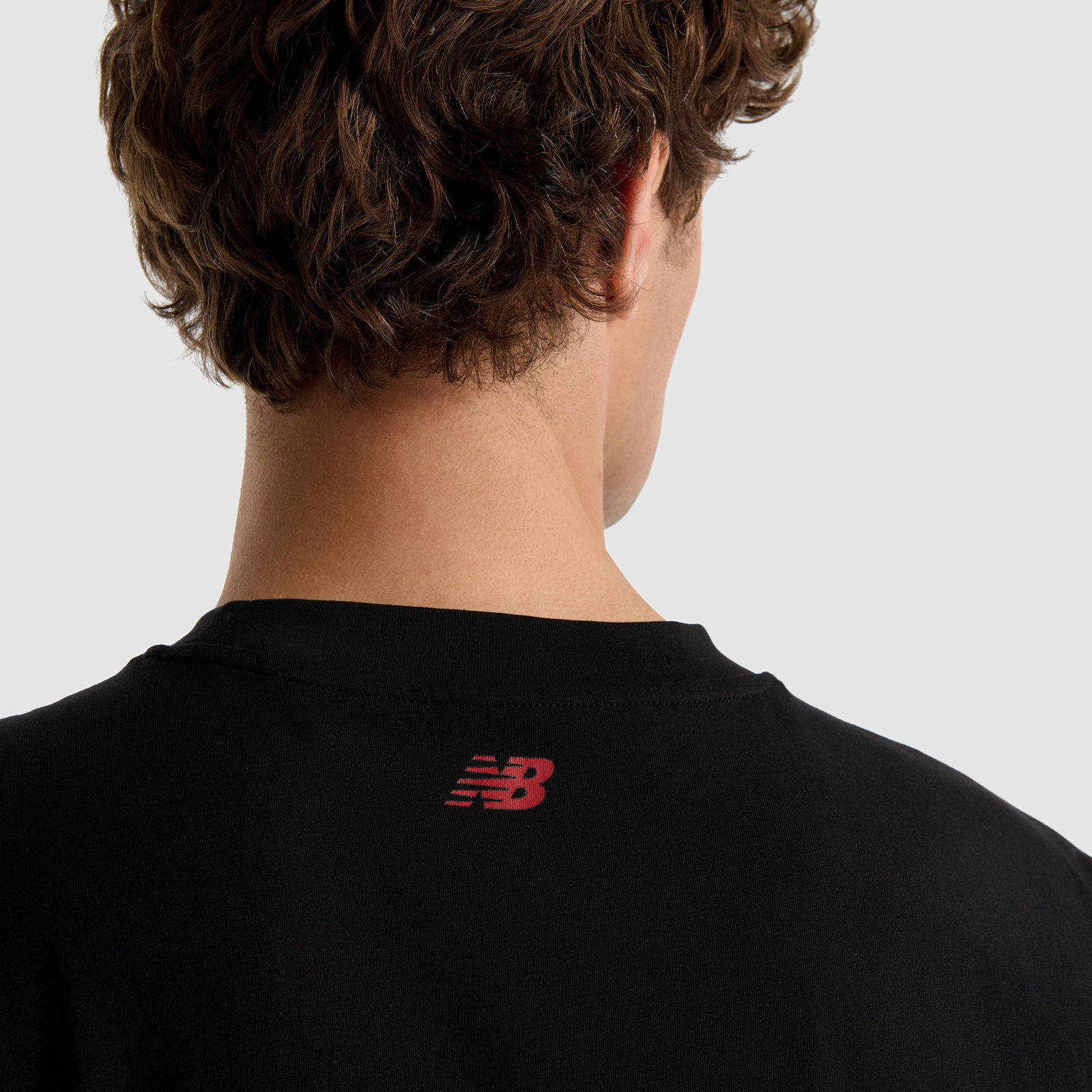 New Balance Erkek Siyah T-Shirt