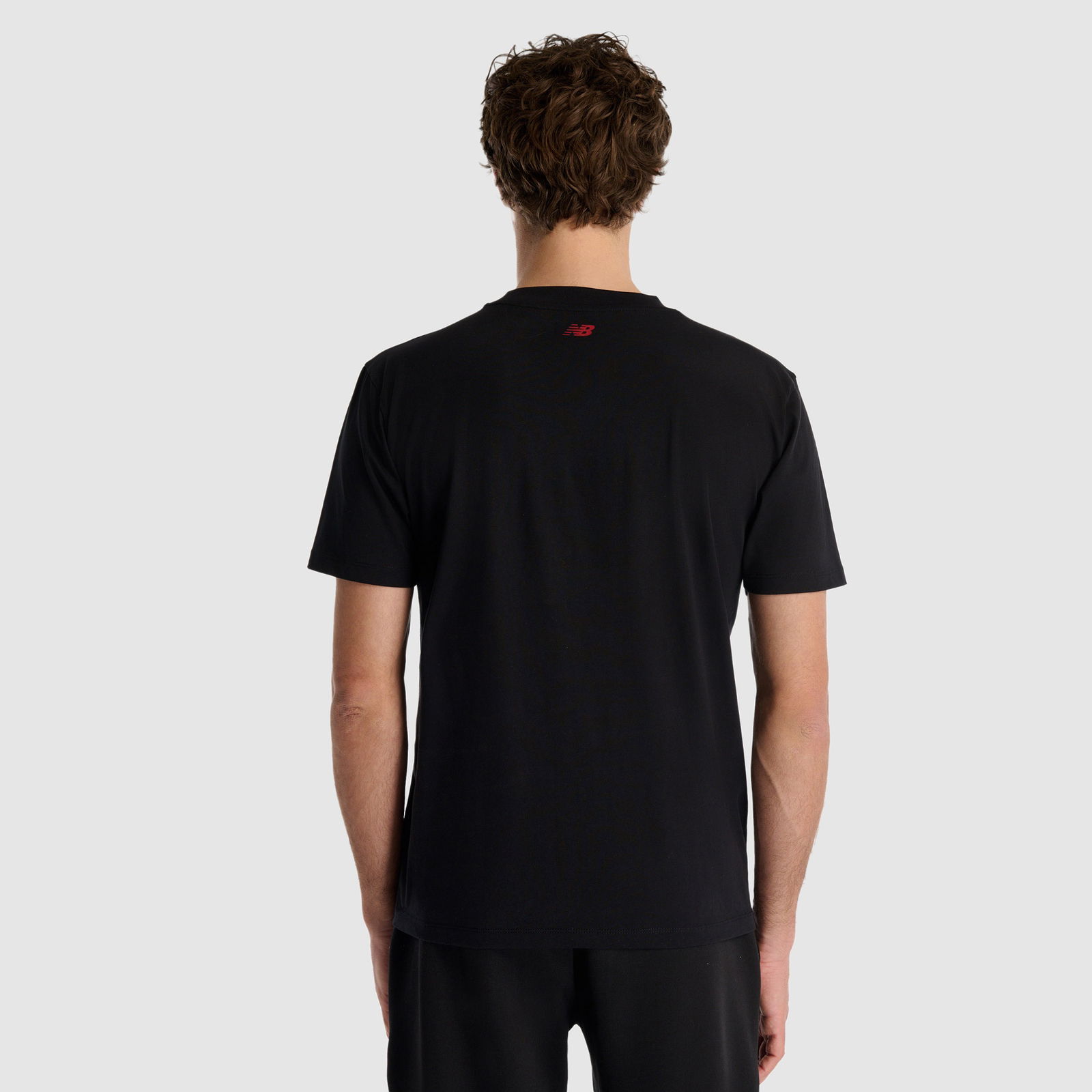 New Balance Erkek Siyah T-Shirt