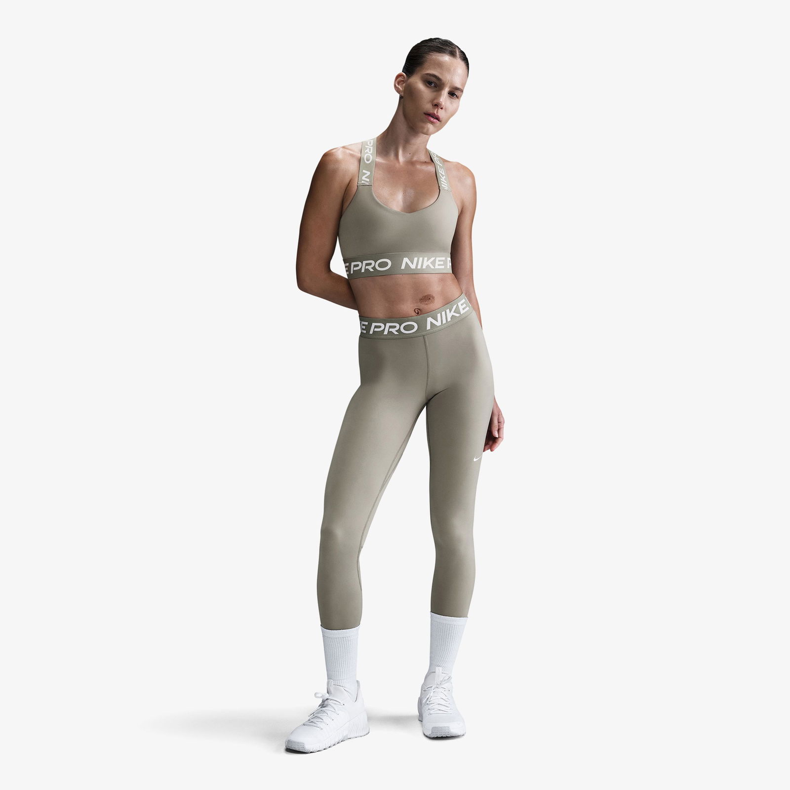 Nike Zoom Vomero 5 Kadın Yeşil Spor Ayakkabı
