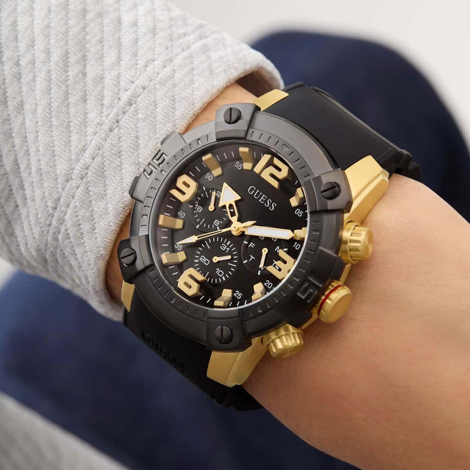 Guess GUGW0911G3 Erkek Kol Saati