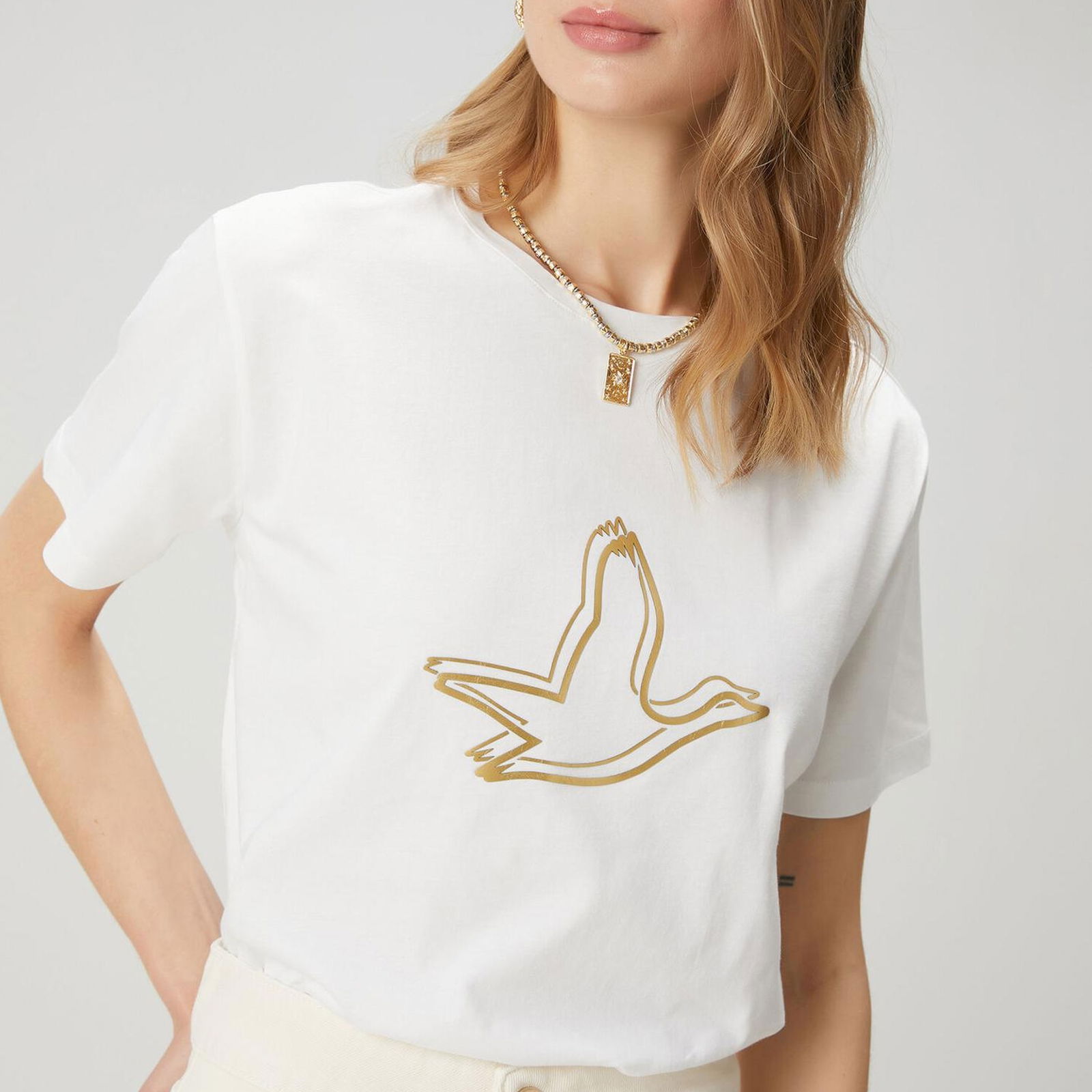 Beymen Club Kadın Beyaz Gold Logolu T-shirt