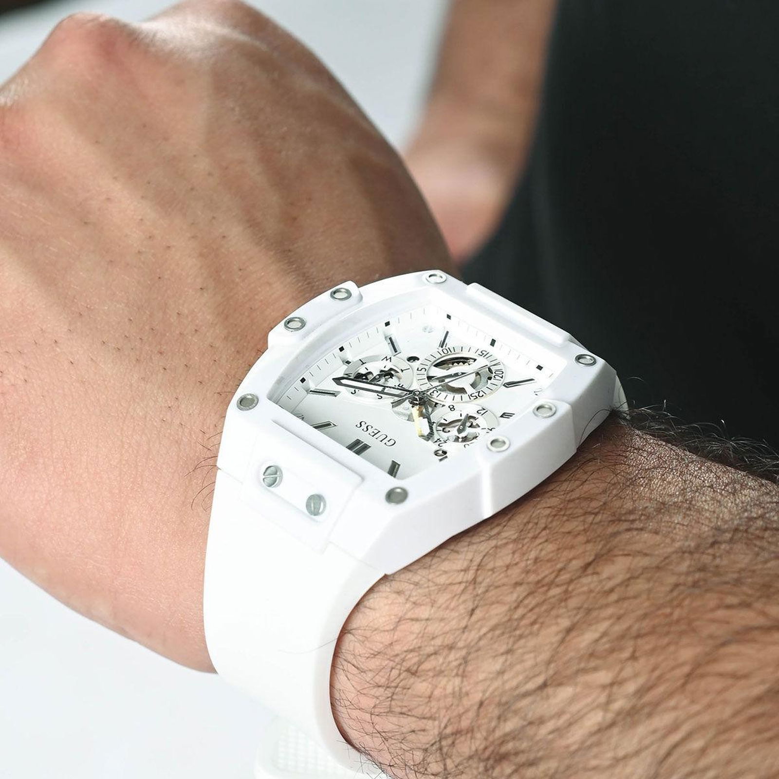 Guess GUGW0203G2 Erkek Kol Saati