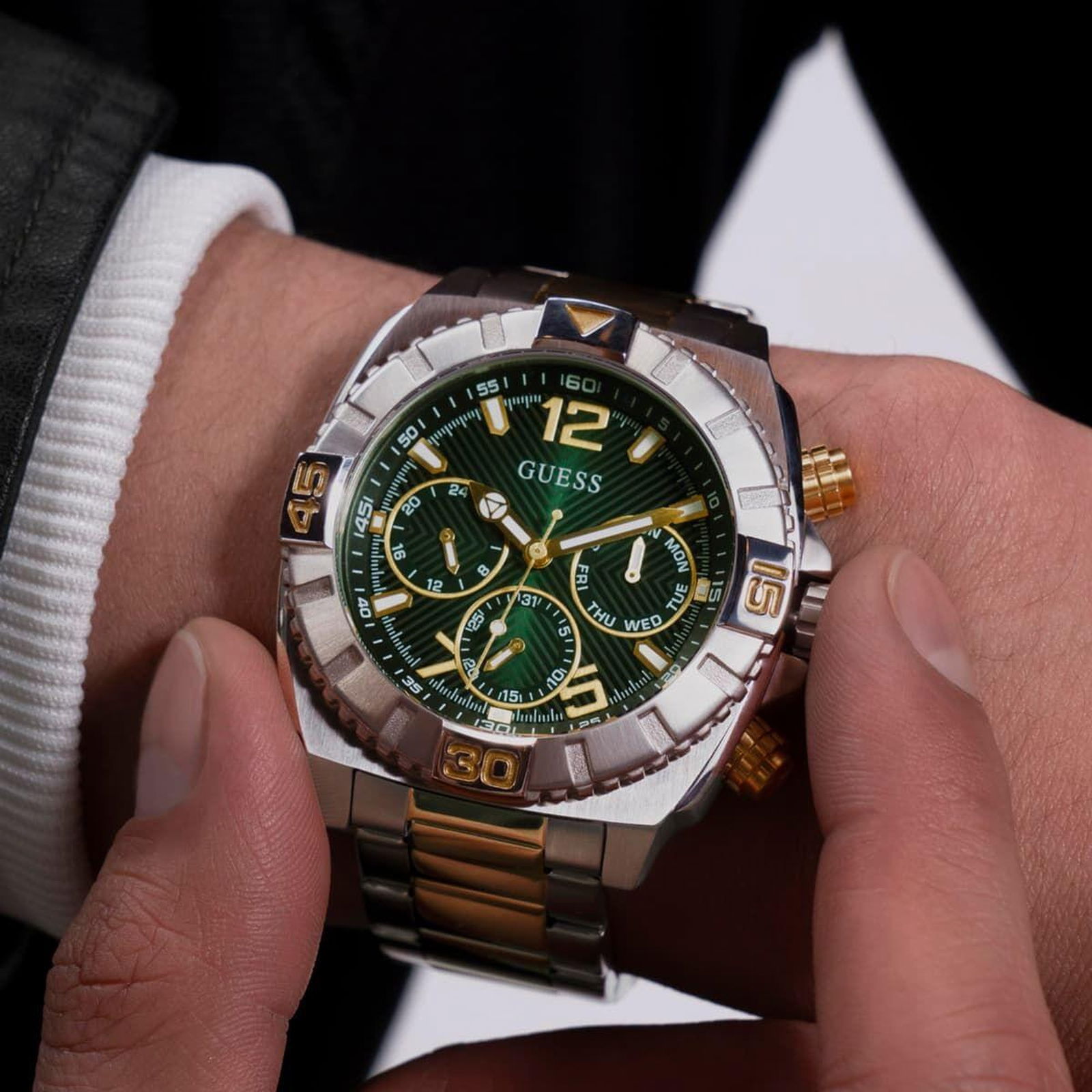 Guess GUGW0800G1 Erkek Kol Saati